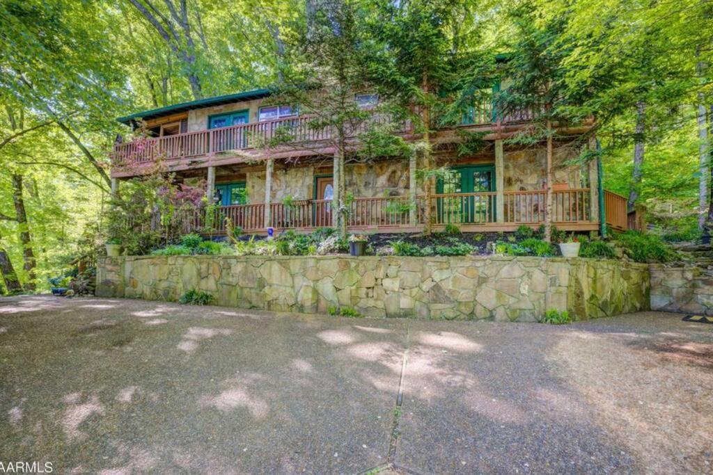 Villa Moonshine Manor-Pets Ok-W/D-Pool Table-Arcade-Hot Tub Gatlinburg Exterior foto