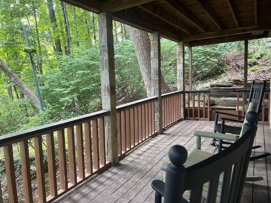 Villa Moonshine Manor-Pets Ok-W/D-Pool Table-Arcade-Hot Tub Gatlinburg Exterior foto